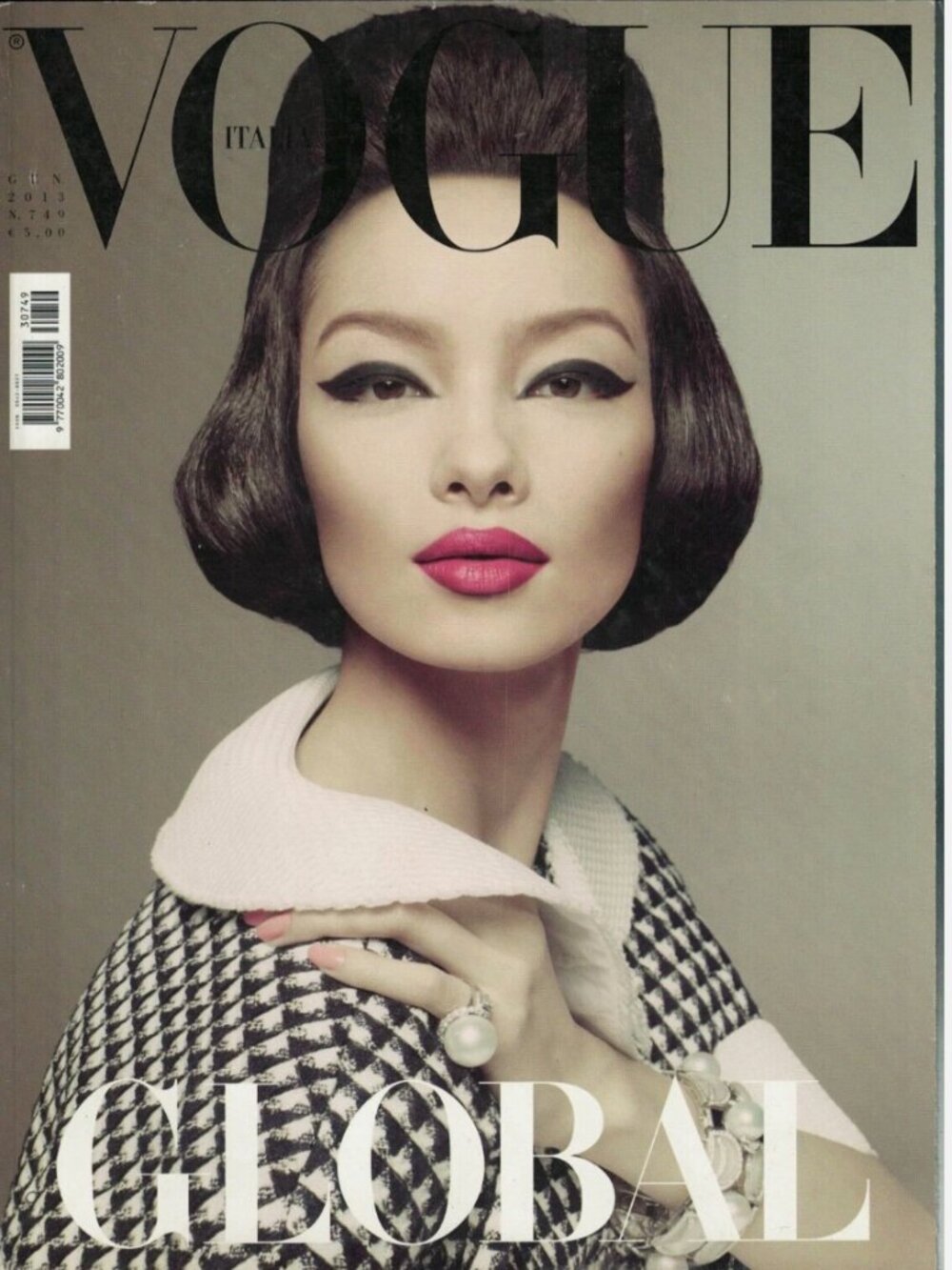 VOGUE Italia 749 January 2013 Sun Meisel Munro Roversi Unwerth Shya Carrozzini